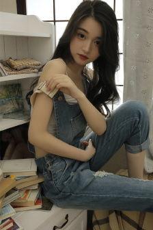 国产内部私拍模特视频pans,Pans视角下的私密瞬间